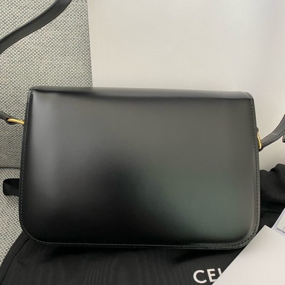 (SOLD)Celine Triomphe Bag (Medium) - Picture 3 of 12